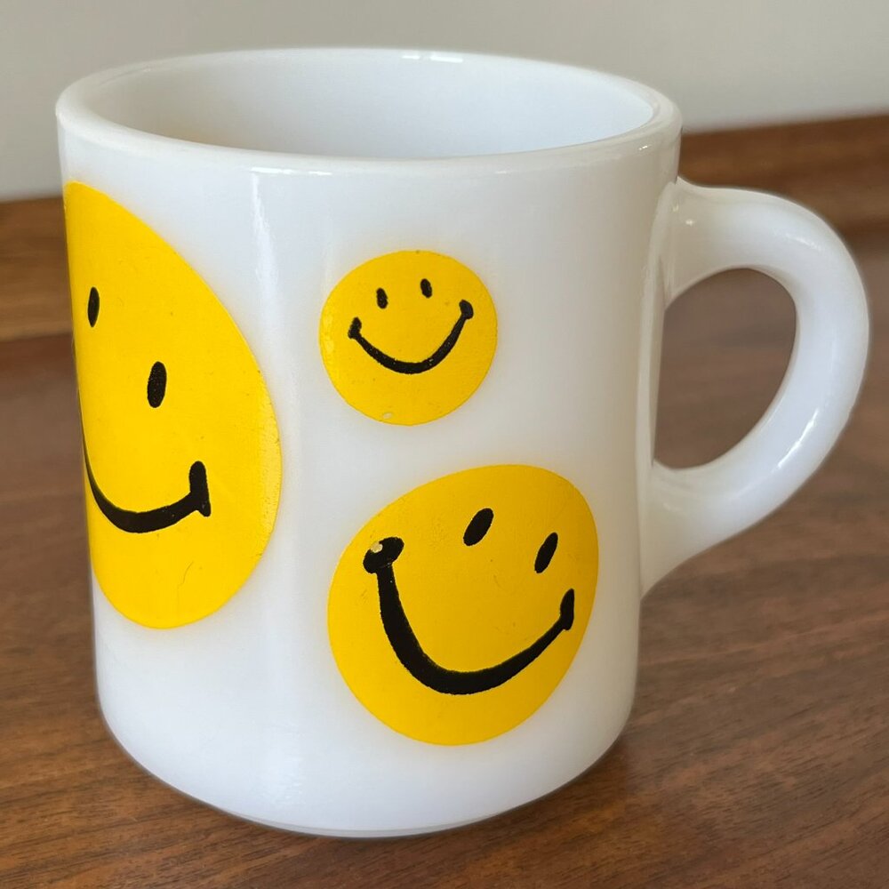 Vintage Milk Glass Yellow Smiley Face Mug Retro Happy Coffee Cup Positivity